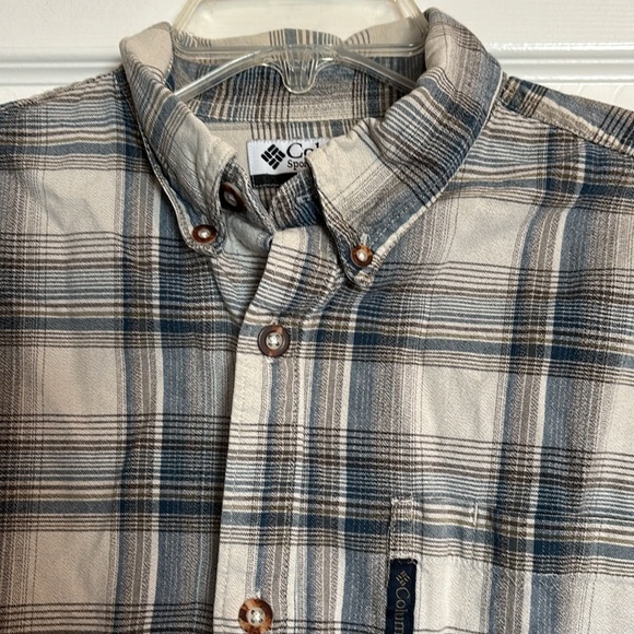 Columbia men’s gray plaid long sleeve button down shirt size medium - Picture 2 of 8